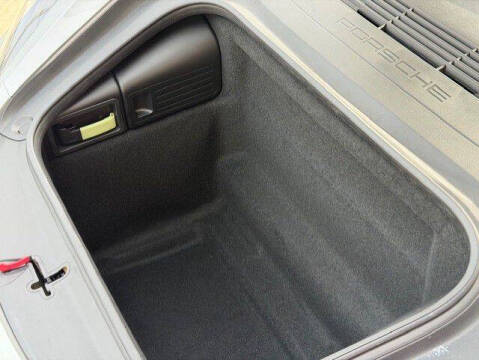 2024 Porsche 718 Cayman