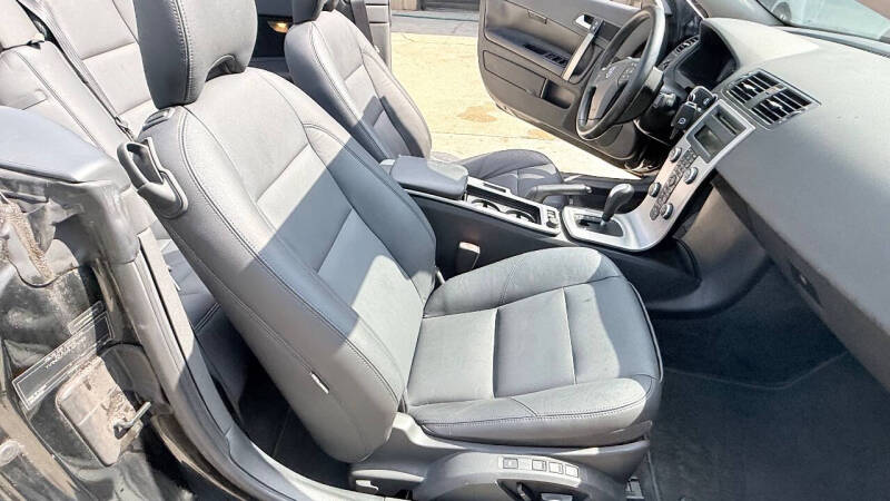 2009 Volvo C70 T5