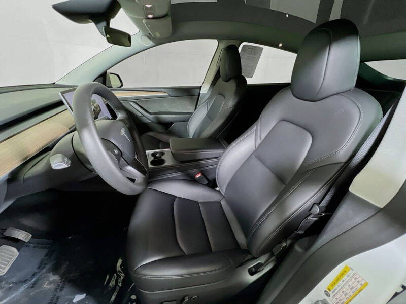 2025 Tesla Model Y Long Range