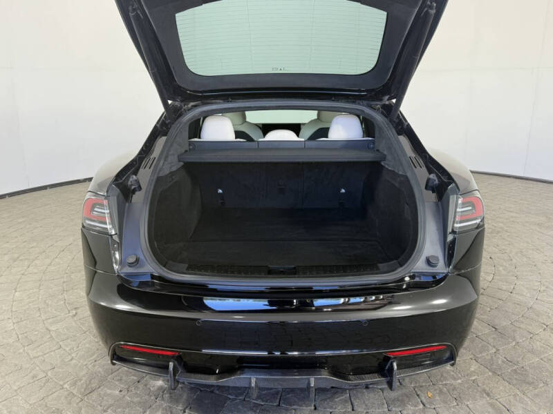 2022 Tesla Model S Plaid