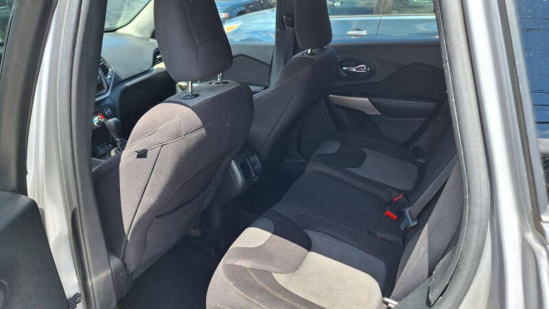 2018 Jeep Cherokee Latitude