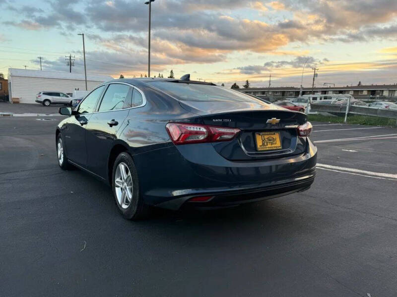 2022 Chevrolet Malibu LT