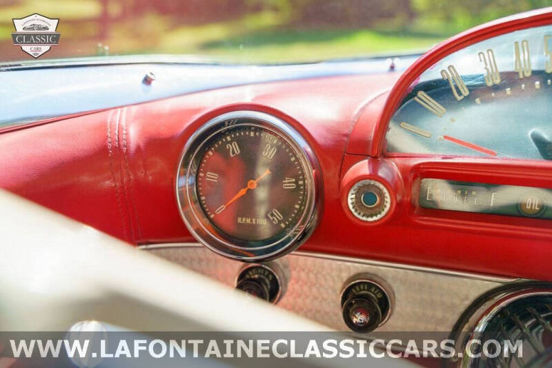 1956 Ford Thunderbird