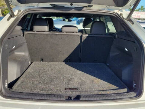 2025 Volkswagen Atlas Cross Sport SE