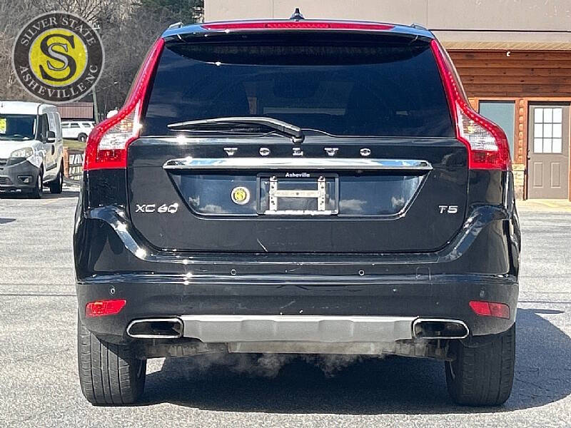 2015 Volvo XC60 T5 Drive-E Platinum