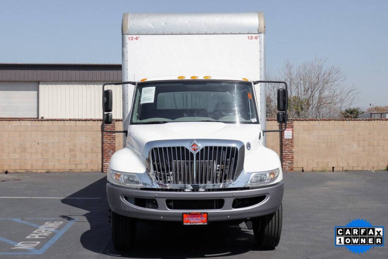 2018 International DuraStar 4300