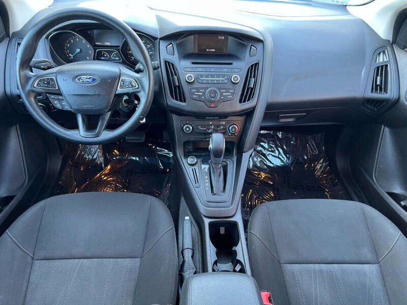 2017 Ford Focus SE