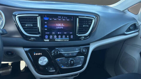 2017 Chrysler Pacifica Touring