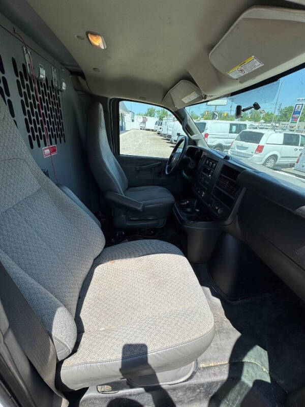 2017 Chevrolet Express 2500