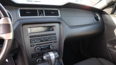 2010 Ford Mustang V6