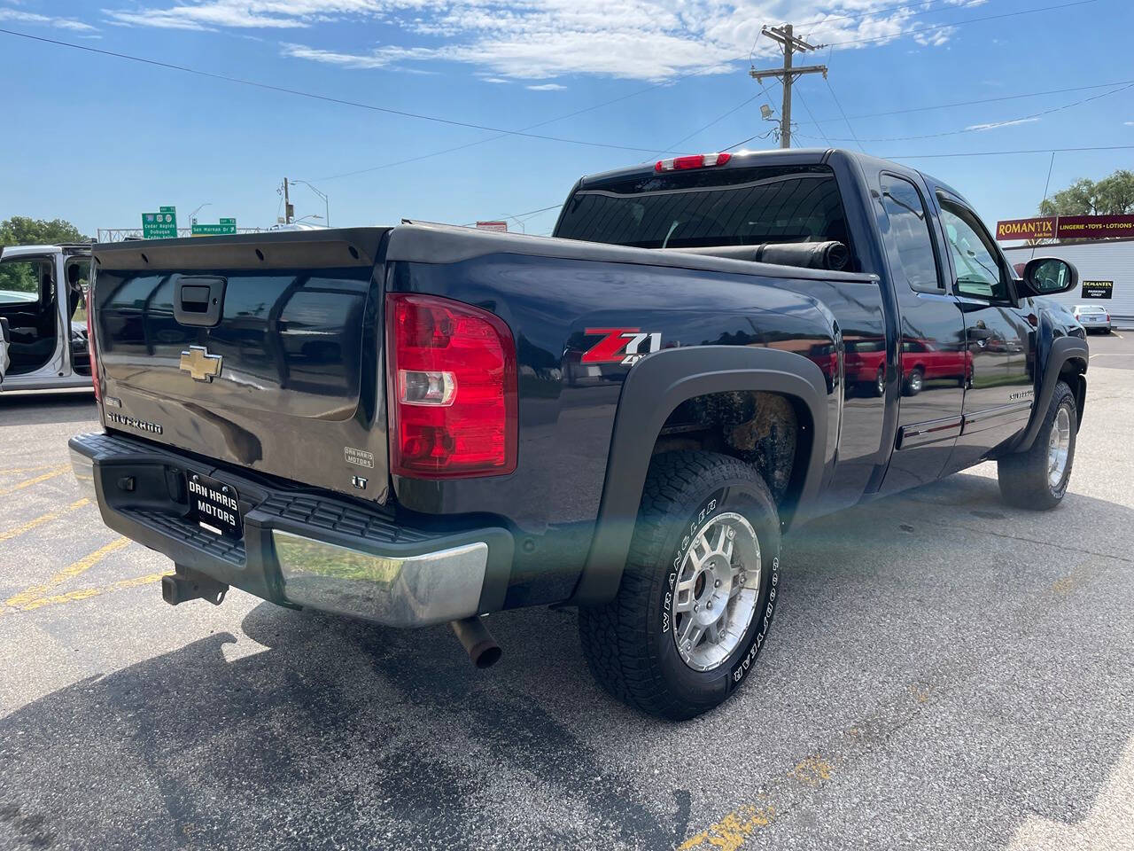 2009 Chevrolet Silverado 1500 for sale at Dan Haris Motors in Waterloo, IA