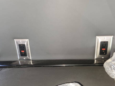 2006 Ford E-Series E-250 SD