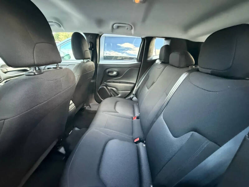 2023 Jeep Renegade Latitude