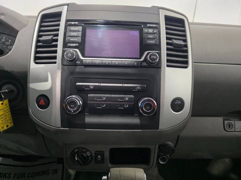 2016 Nissan Frontier SV