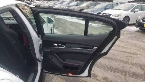 2013 Porsche Panamera GTS