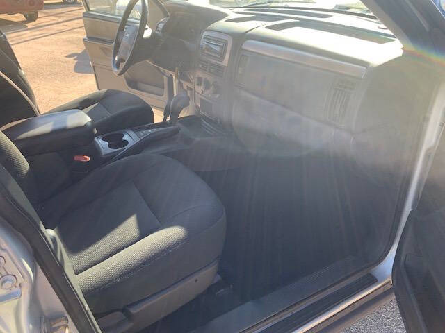 2004 Jeep Grand Cherokee Laredo