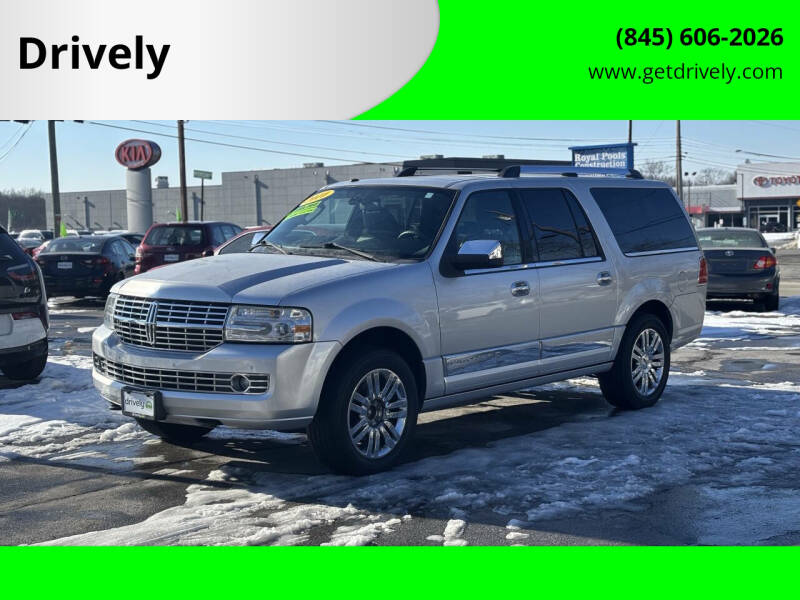 2010 Lincoln Navigator Base's photo