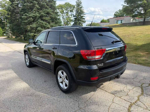 2011 Jeep Grand Cherokee Laredo