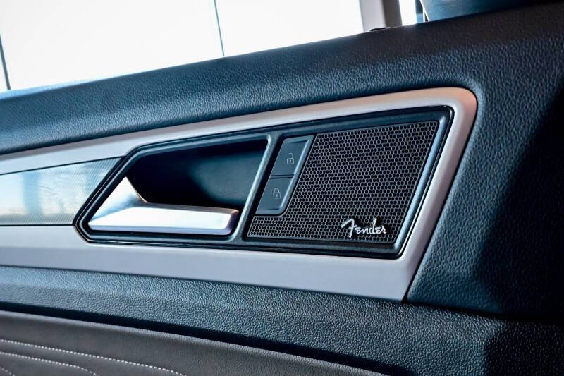 2022 Volkswagen Atlas Cross Sport V6 SEL Premium R-Line 4Motion