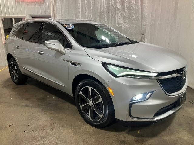 2022 Buick Enclave Essence