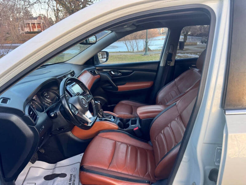 2018 Nissan Rogue SL