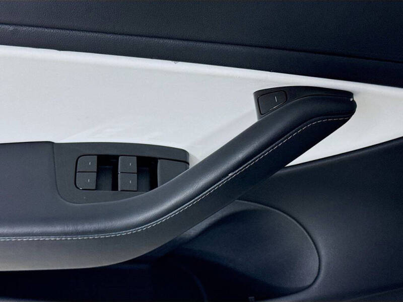 2020 Tesla Model 3 Performance