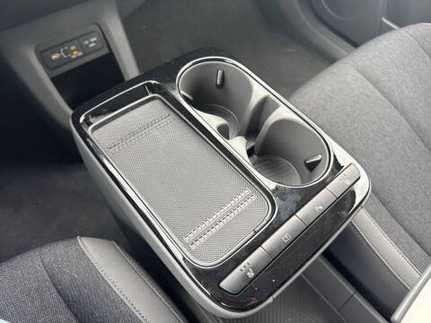 2026 Hyundai Ioniq 5 SE Standard Range