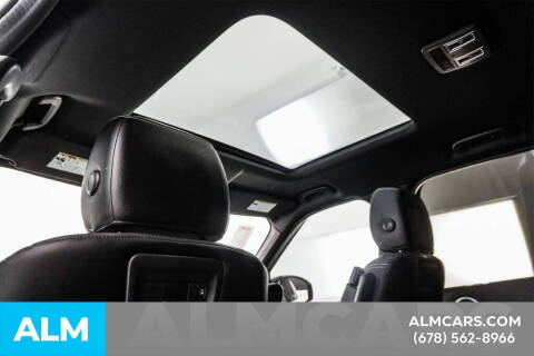 2022 Land Rover Discovery P300 S R-Dynamic