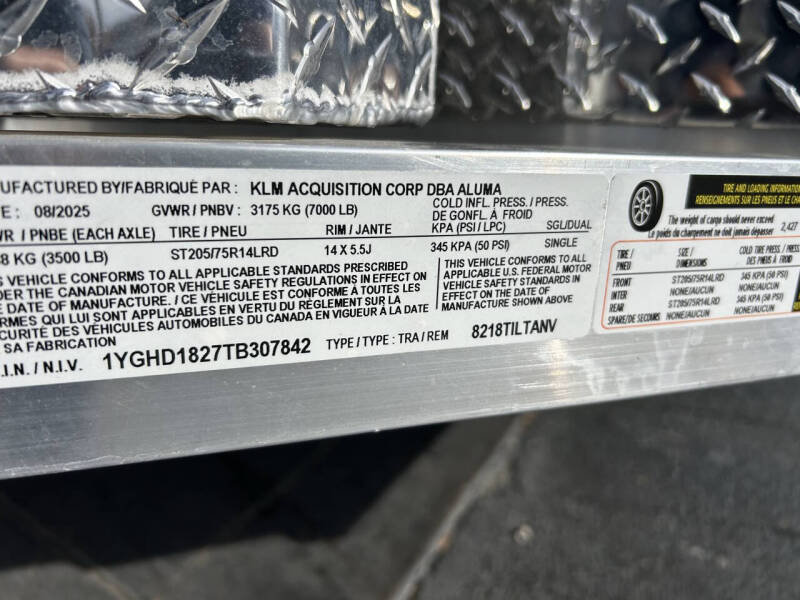 2026 Aluma 18’ Executive Tilt Tandem Axle