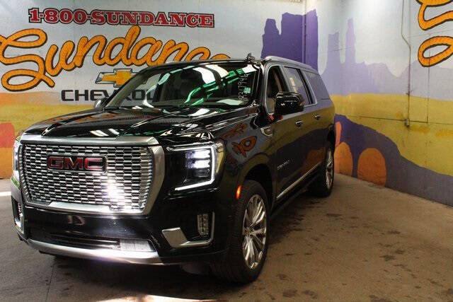 Used 2022 GMC Yukon XL Denali with VIN 1GKS2JKL0NR317946 for sale in Grand Ledge, MI
