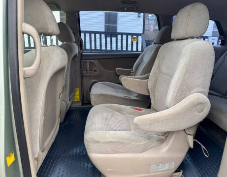 2008 Toyota Sienna CE 7-Passenger