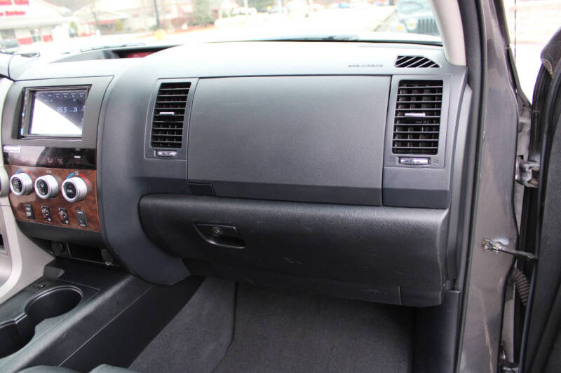 2013 Toyota Tundra Platinum