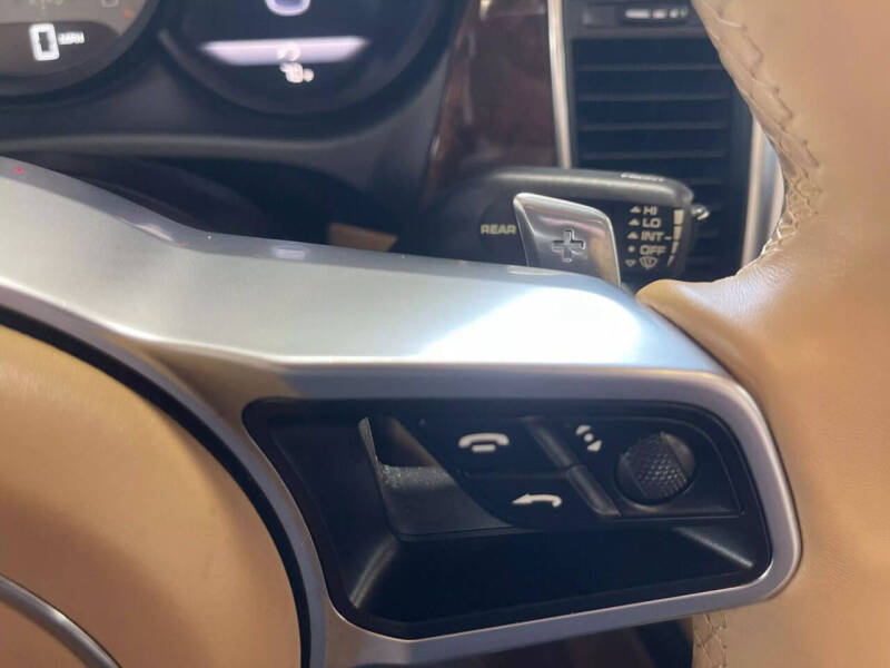 2015 Porsche Macan S