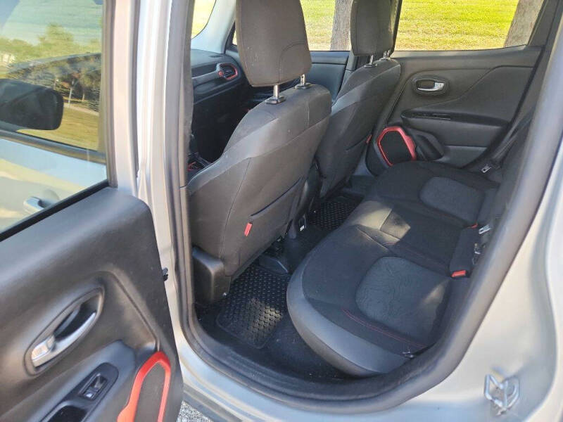 2016 Jeep Renegade Trailhawk