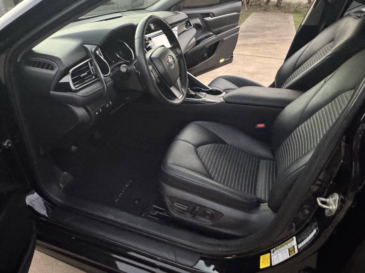 Used Car 2019 Toyota Camry  Se 4dr Sedan For Sale Under $20,000 In Austin, Texas