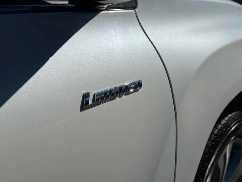 2011 Toyota Highlander Limited