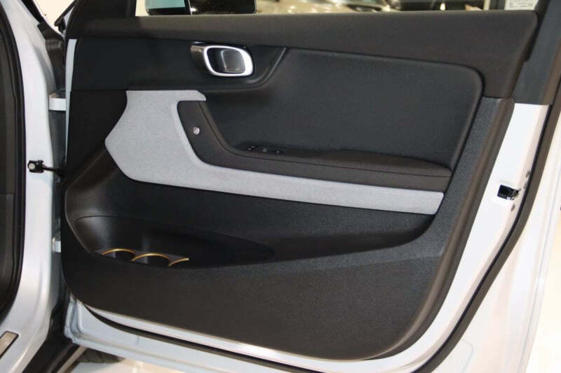 2022 Polestar 2 Long Range Dual Motor