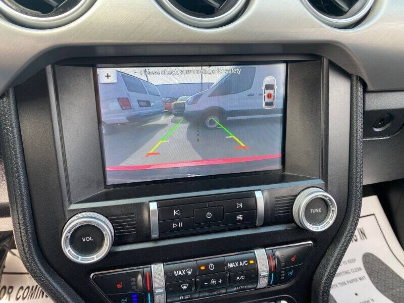 2019 Ford Mustang EcoBoost