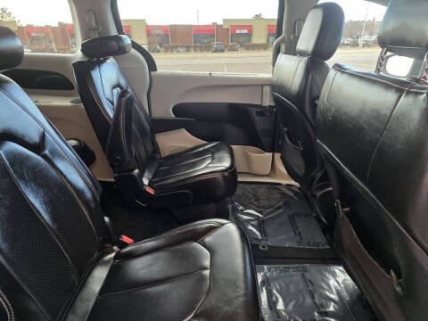 2021 Chrysler Voyager LXi