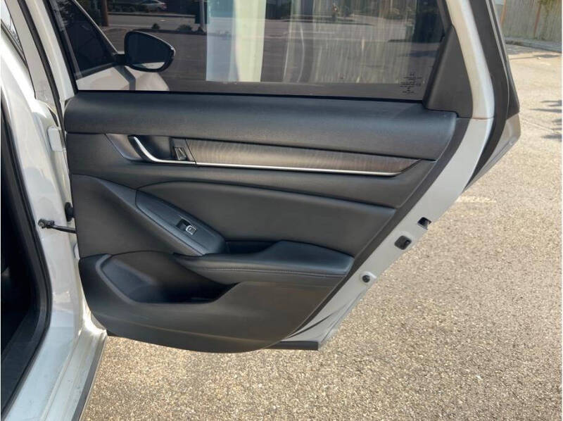 2018 Honda Accord EX-L w/Navi