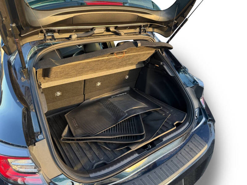 2022 Toyota Corolla Hatchback XSE