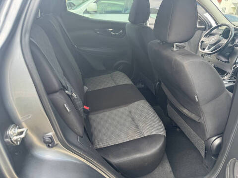 2021 Nissan Rogue Sport SV