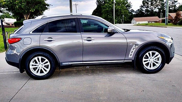 2015 Infiniti QX70