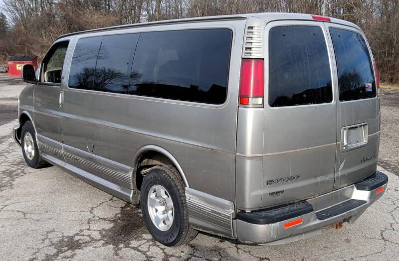 2001 Chevrolet Express G1500 LT