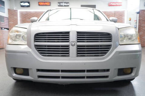 2005 Dodge Magnum RT