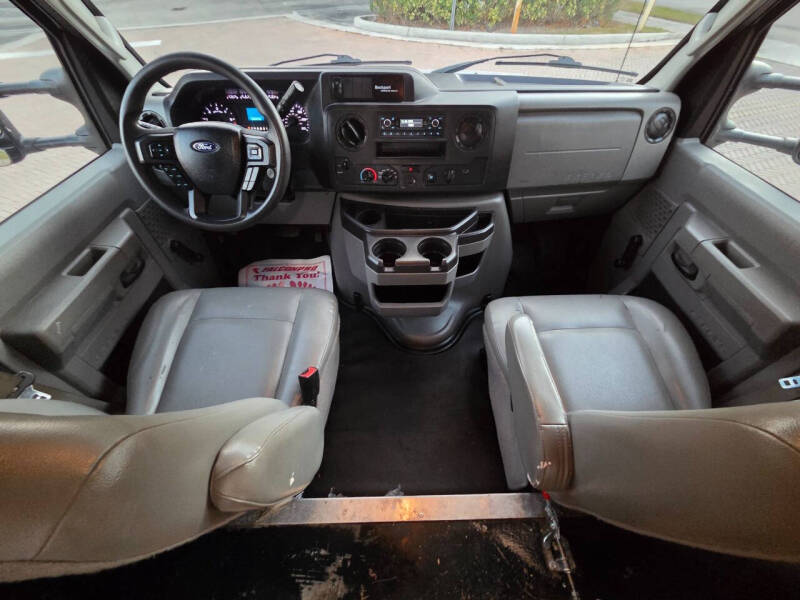 2021 Ford E-Series E-350 SD