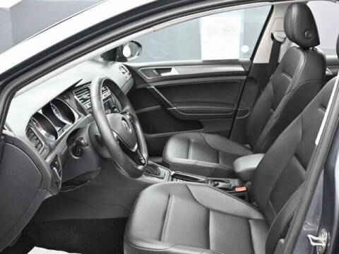 2021 Volkswagen Golf TSI