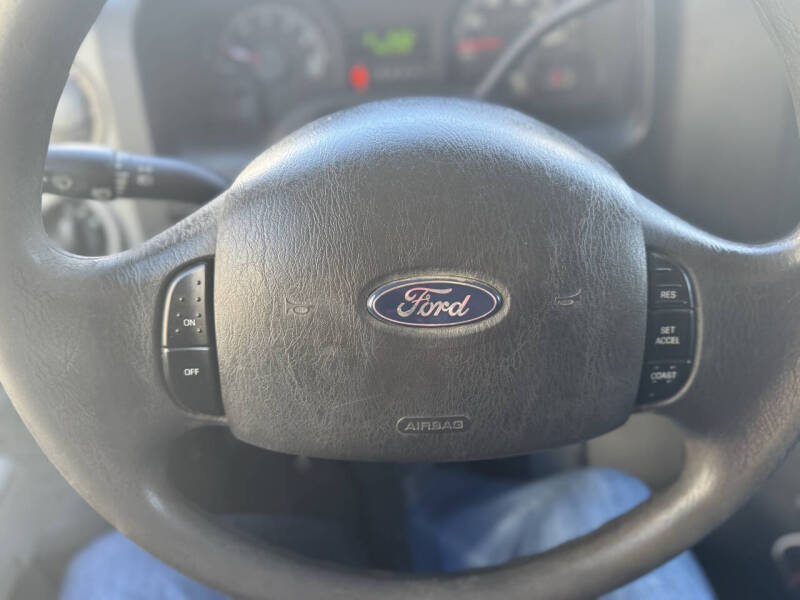 2013 Ford E-Series E-250