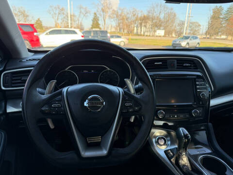 2017 Nissan Maxima 3.5 SR