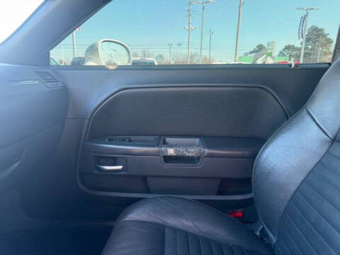 2011 Dodge Challenger R/T Plus